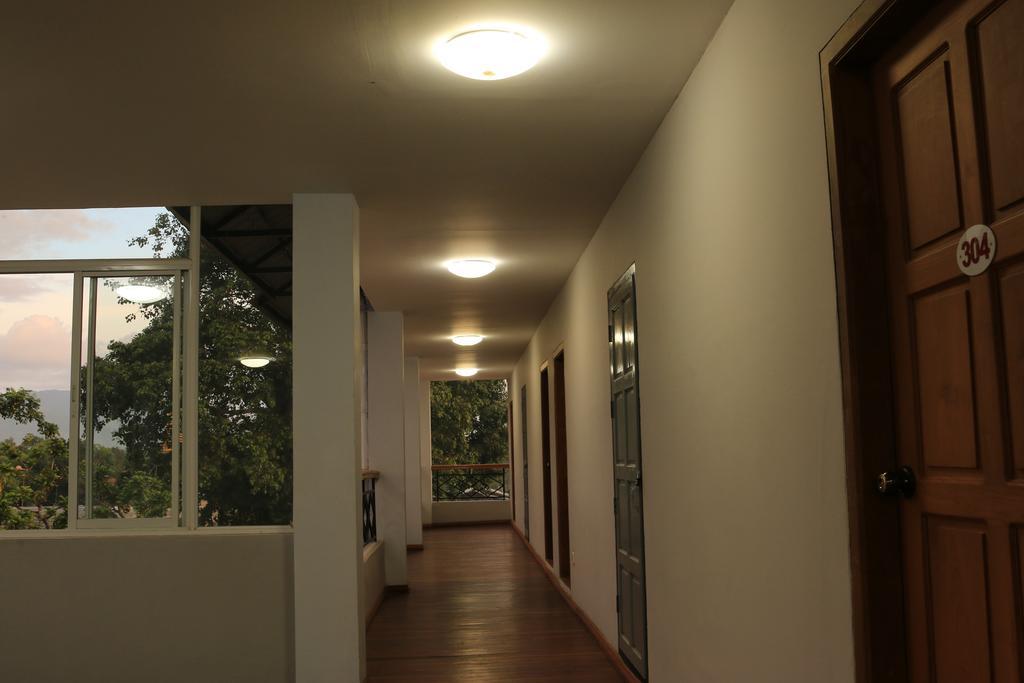 Golden Lotus Inle Hotel Nyaung Shwe Bagian luar foto