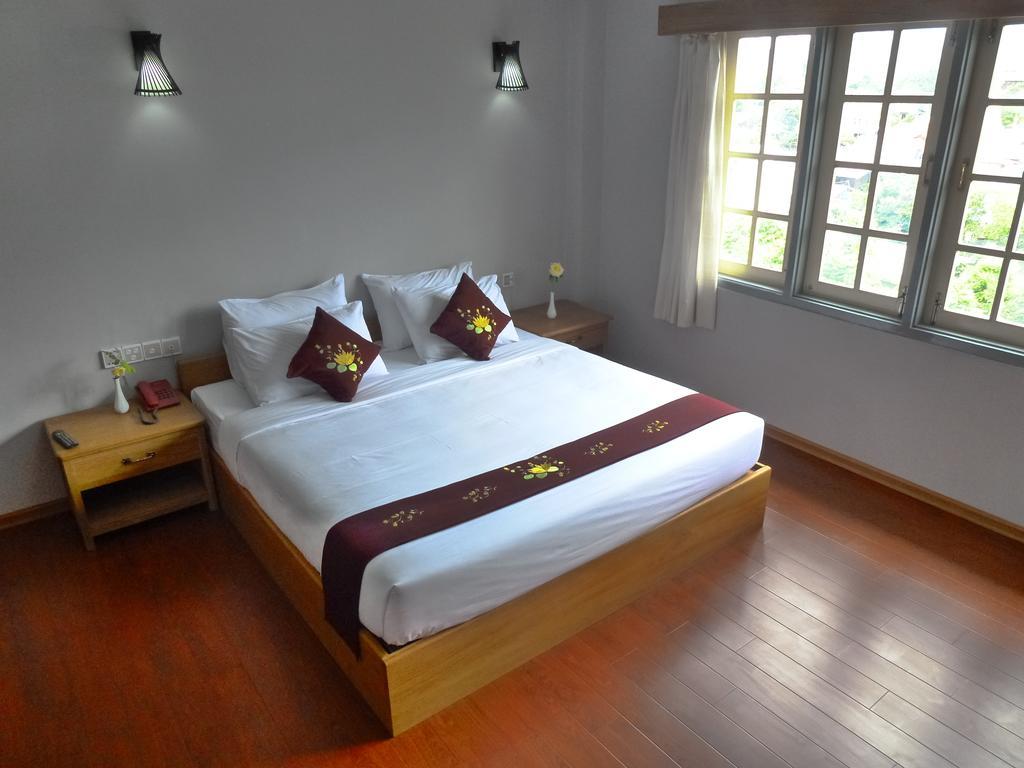 Golden Lotus Inle Hotel Nyaung Shwe Bagian luar foto