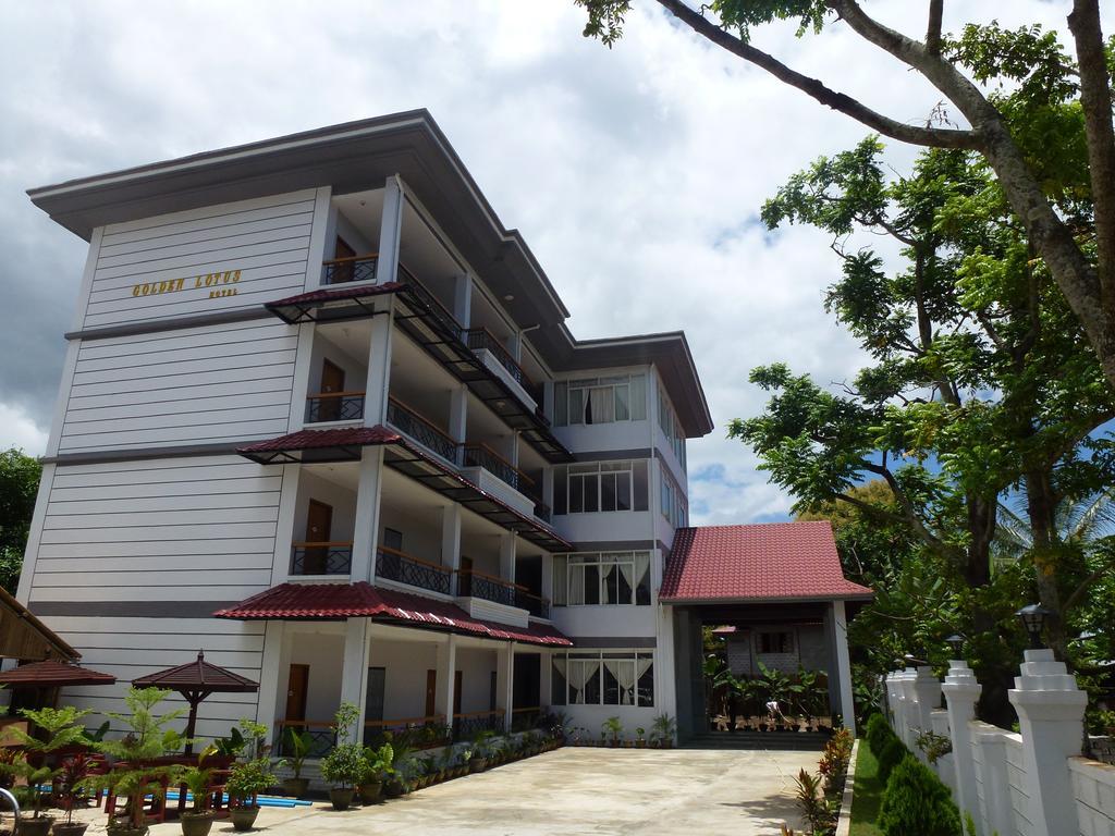 Golden Lotus Inle Hotel Nyaung Shwe Bagian luar foto
