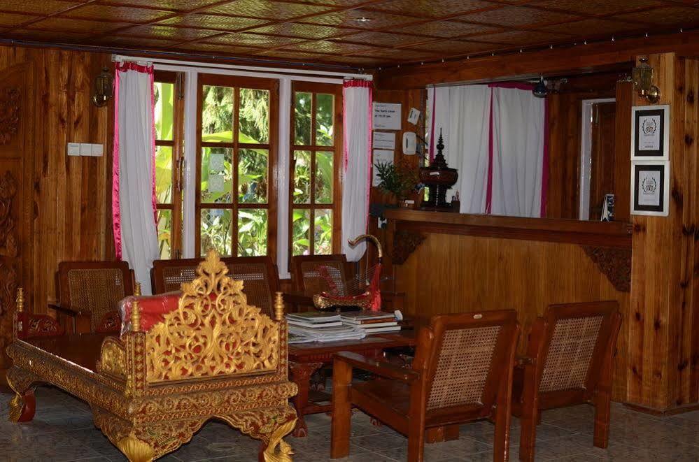 Golden Lotus Inle Hotel Nyaung Shwe Bagian luar foto