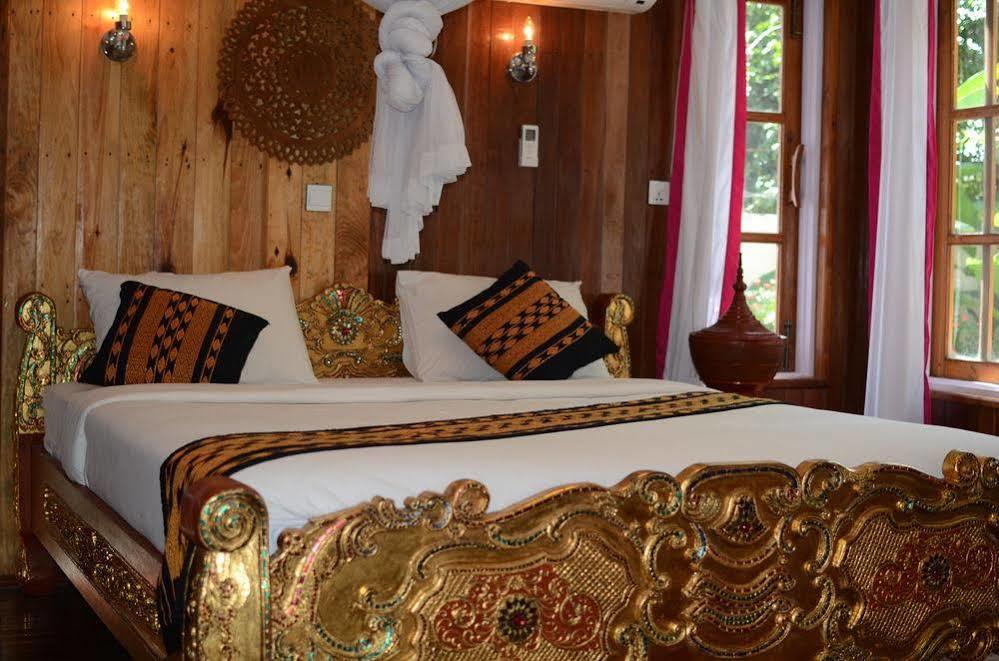 Golden Lotus Inle Hotel Nyaung Shwe Bagian luar foto